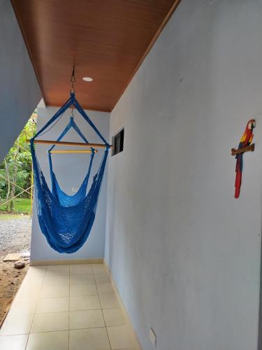 Habitación a 26 kilómetros de Jaco, Tulin Azul (Habitacion a 26 kilometros de Jaco, Tulin Azul) in การารา