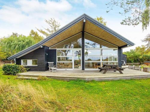  6 person holiday home in Glesborg, Pension in Bønnerup