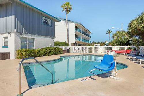 Royal Inn Beach Hutchinson Island