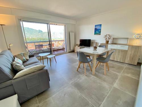 T2 Bis moderne, lumineux, parking privatif, Aix-les-Bains - FR-1-555-69 - Location saisonnière - Aix-les-Bains