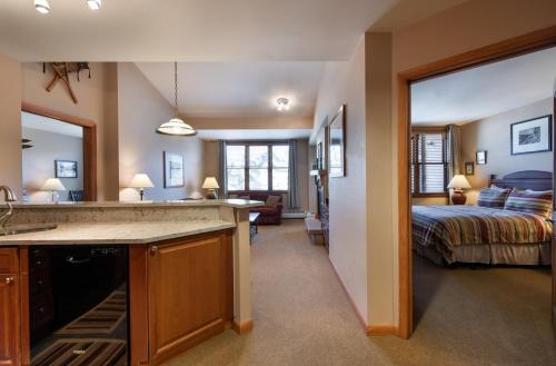 Zephyr Mountain Lodge Select-Rated 1604 in Winter Park, USA