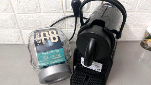 oded Inviting housing