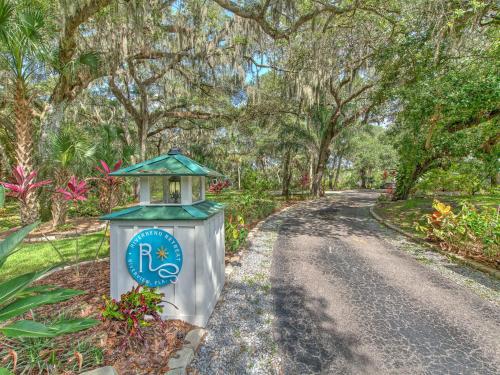 Riverbend Retreat Fla – Riverview, FL
