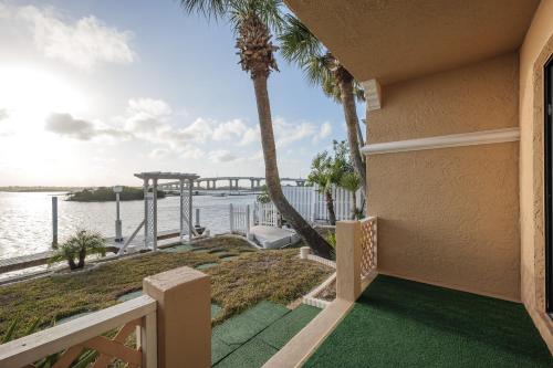 Daytona Beach Luxury Waterfront Retreat 103