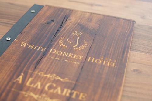 WHITE DONKEY Boutique Hotel - image 5