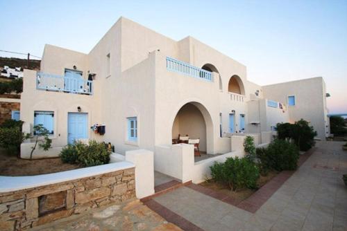 Pirgos Stelida Hotel - image 4