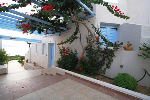 Pirgos Stelida Hotel - image 7