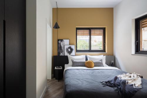 Two-Bedroom Apartment with Balcony image 9