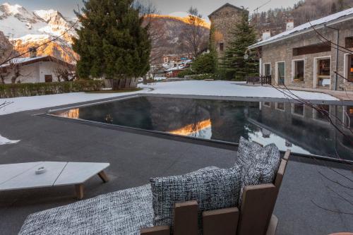 泳池, 皇家高爾夫豪華酒店 (Grand Hotel Royal & Golf) in 庫馬耶市中心