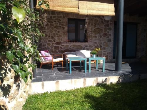 La Plazuela del Tiétar, diseño y descanso en Gredos sur (La Plazuela del Tietar, diseno y descanso en Gredos sur) in Casavieja