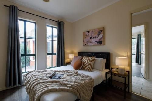 Heart of McKinnon Units by Ready Set Host in Caulfield