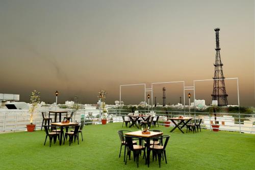 Restaurant, Royale Lalit in Vaishali Nagar