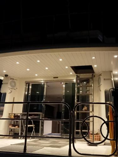 Loc de cabines sur Yacht in 格呂伊桑市中心