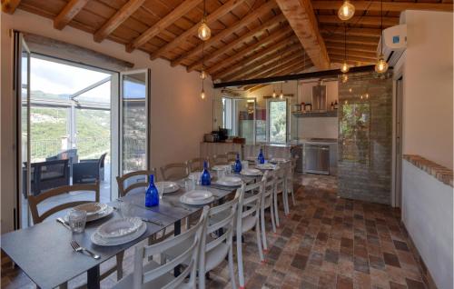  Stunning Home In Recco in Recco