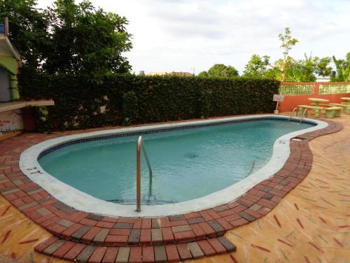 Vista/Panorama, Tropical Court Hotel in Montego Bay