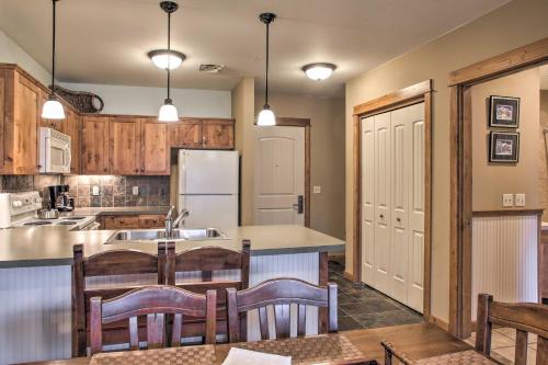 Cozy Kellogg Condo - Ski at Silver Mountain Resort