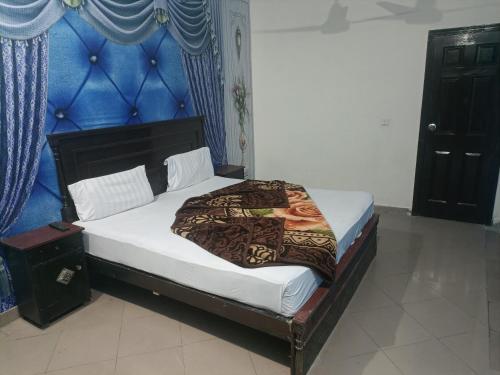New Hajveri Hotel Lahore - image 7