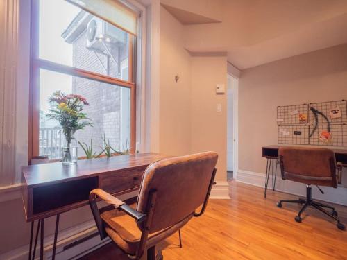 Beautifully Designed 2BR Apt in Westmount Le Soho