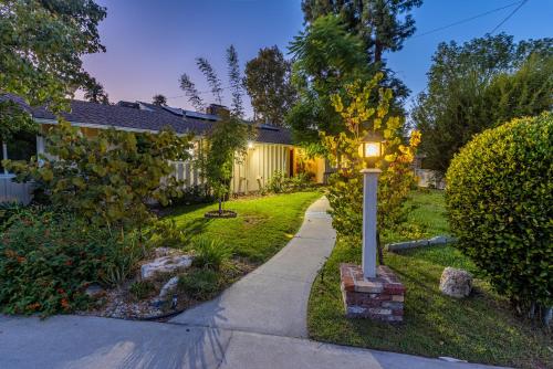 Spacious Home with Garden & Pool