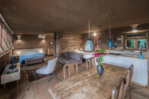 Adobe Loft In The Forest
