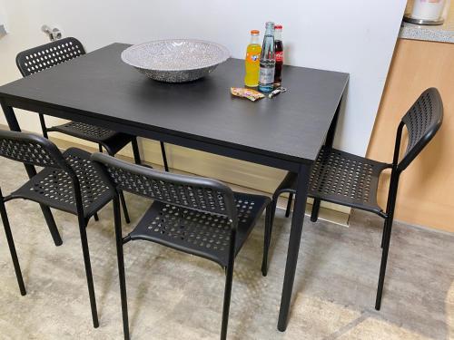 Instalaciones, Im Grünen von Kiel (Im Grunen von Kiel) in Altstadt