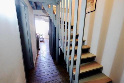 T3 duplex parking privé gratuit sur place, Bordeaux (Foto 6)