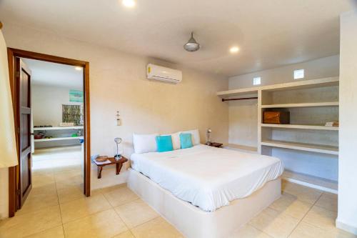 Hotel & Suites Oasis Bacalar in Bacalar