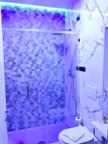 Rose Suite - image 9