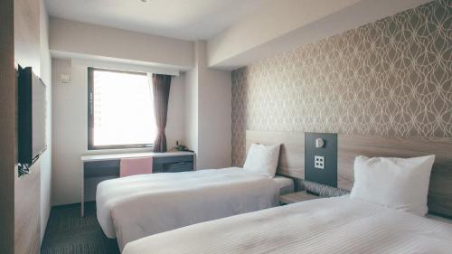 Deluxe Twin Room -Smoking image 10