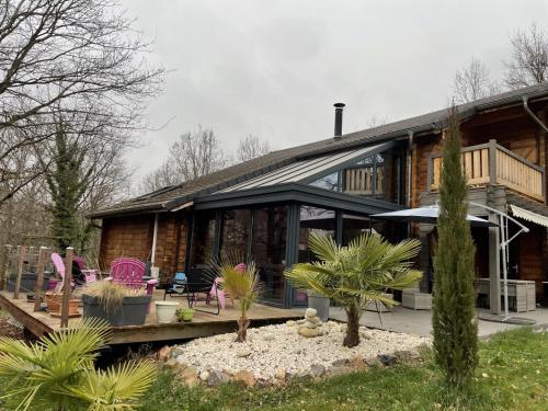 Gîte Saint-Rémy-en-Rollat, 5 pièces, 6 personnes - FR-1-489-370 - Location saisonnière - Saint-Rémy-en-Rollat