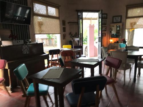 Hotel Cristobal de Colón – Colón, FL