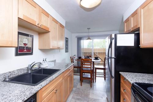 RIVERWALK SEASIDE- Walk to beach, One level home, pet friendly detail