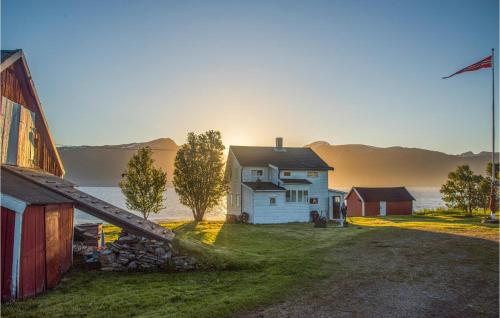 . The Lighthouse Keepers House