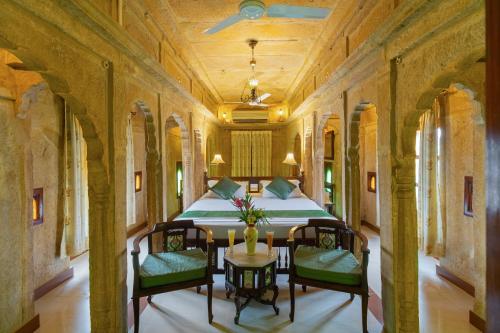 Restaurant, WelcomHeritage Mandir Palace in Jaisalmer