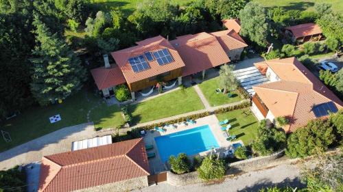 Casas Casal Do Carvalhal - Agroturismo in อมาเรส