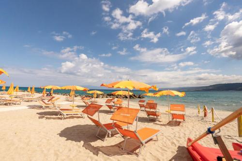 pludmale, Hotel Baia Di Trainiti in Vibo Valentia Marina