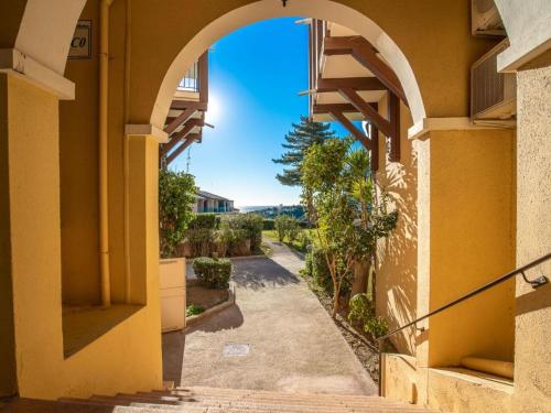 View, Appartement 4/5 personnes vue mer piscine et montagne Cap Esterel Pierre et Vacance nature et sport in Saint-Raphael