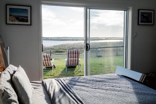 Coorong Island Retreat - Farm Stay at Pet Friendly Property
