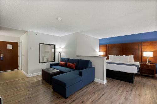 Comfort Inn & Suites St. Louis-Hazelwood