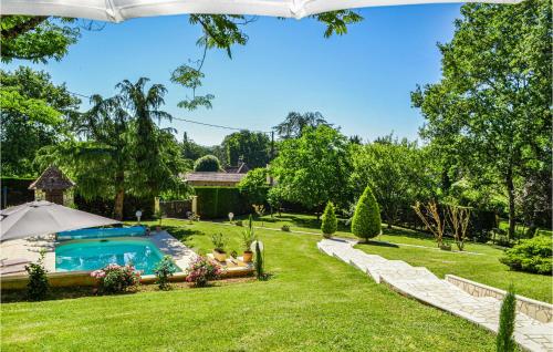 Gorgeous Home In Bassillac-et-auberoche With Outdoor Swimming Pool