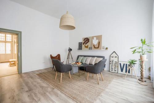 Atelier Apartment - image 7