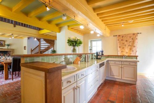 Konyha, Le Jardin De Maurice in Sainte Marie La Blanche