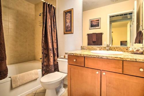 Pet-Friendly Las Vegas Condo 1 Mi to the Strip! Pet-Friendly Las Vegas Condo 1 Mi to the Strip!