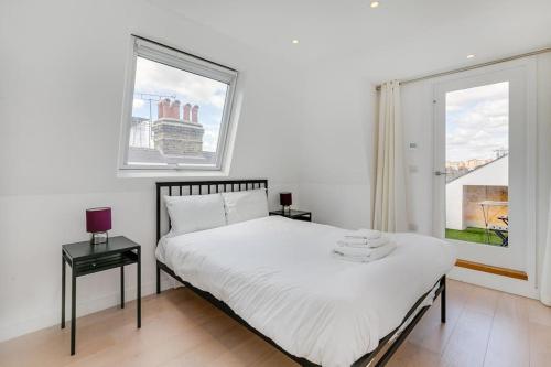 Modern 1 bedroom flat in Battersea