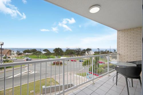 Capeview Apartments - Right on Kings Beach