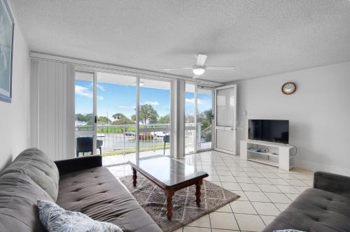 Capeview Apartments - Right on Kings Beach