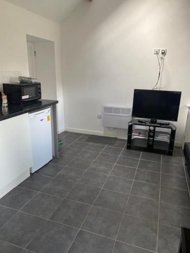 Lodge 4, The Grange, 53 High Street, Wick, Bristol BS30 5QQ in Wick