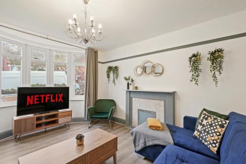 Stylish 4 Bed House in Nottingham - sleeps 15 in 新貝斯福德