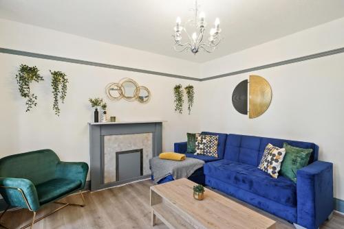 Stylish 4 Bed House in Nottingham - sleeps 15 in 新貝斯福德