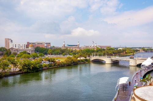 Hotel Tampa Riverwalk